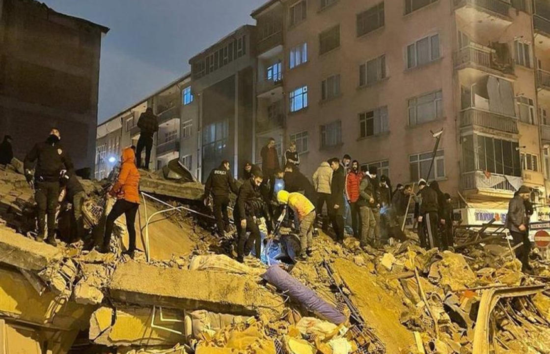Συλλυπητήριο μήνυμα Μητσοτάκη για τον σεισμό στην Τουρκία - «Η Ελλάδα θα βοηθήσει άμεσα»