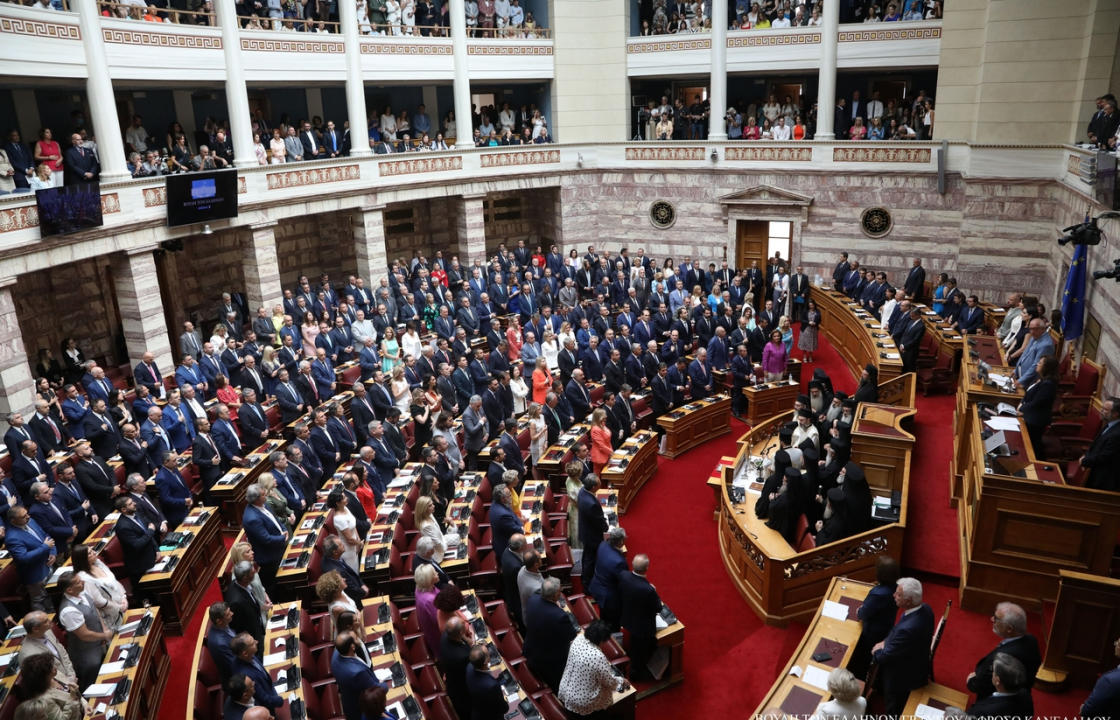 H Ορκωμοσία των Βουλευτών που εκλέχθηκαν στις εκλογές της 25ης Ιουνίου