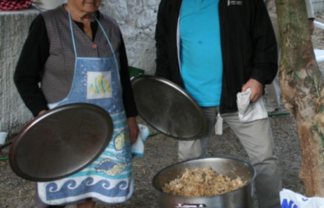 Αδιαχώρητο και φέτος στα χοιροσφάγια στο Πυλί,παρά το τσουχτερό κρύο.ΦΩΤΟ