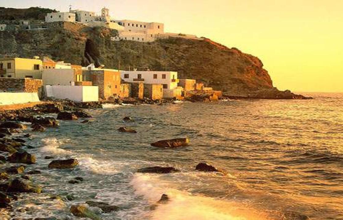 Γοητεία στη Νίσυρο -Το Conde Nast Traveller την ανακαλύπτει