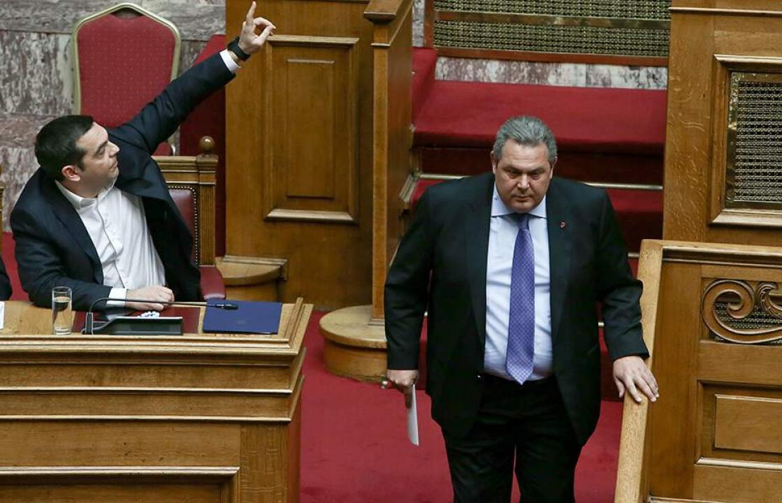 Αντάλλαξαν «ποιήματα» στη Βουλή Τσίπρας - Καμμένος