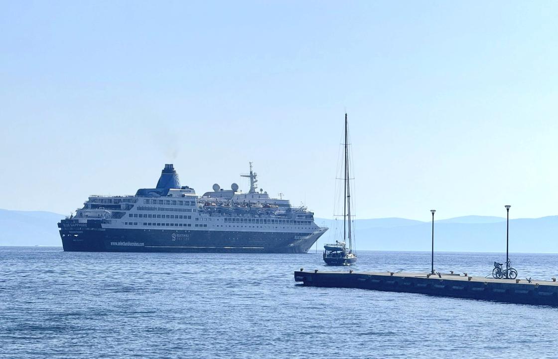Με 246 Τούρκους επιβάτες προσέγγισε το πρωί του Σαββάτου την Κω, το κρουαζιερόπλοιο Blue Sapphire