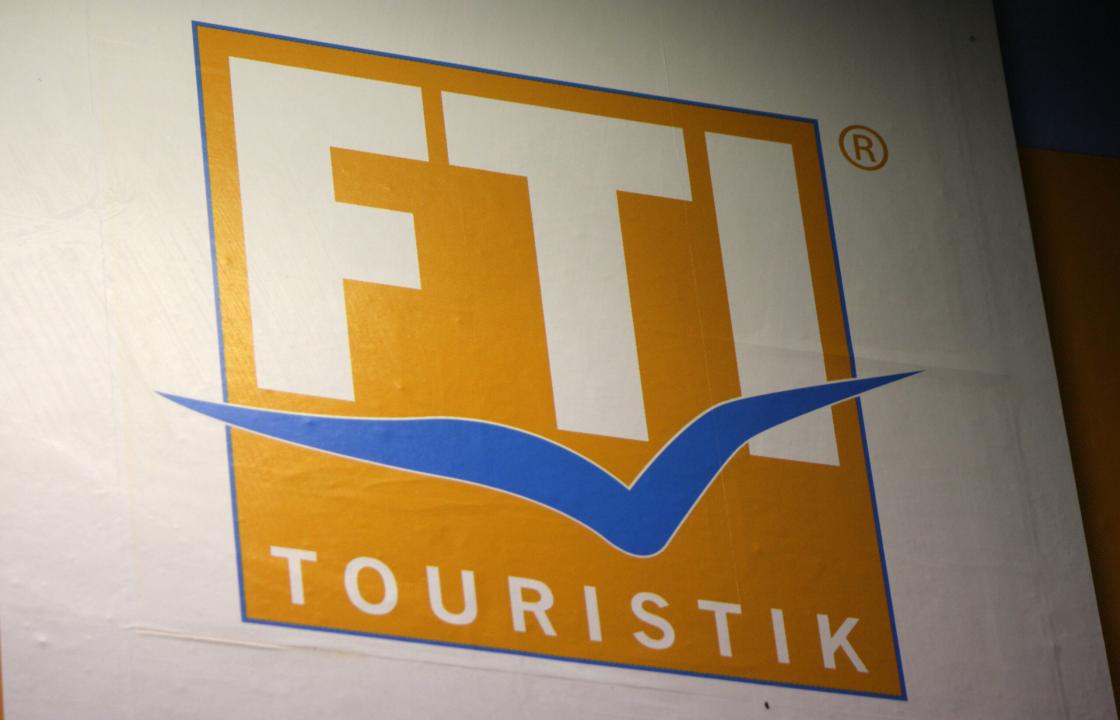 Τους «ορφανούς» πελάτες και ξενοδόχους μετά τη χρεοκοπία της FTI Group έσπευσε να καλύψει η TUI