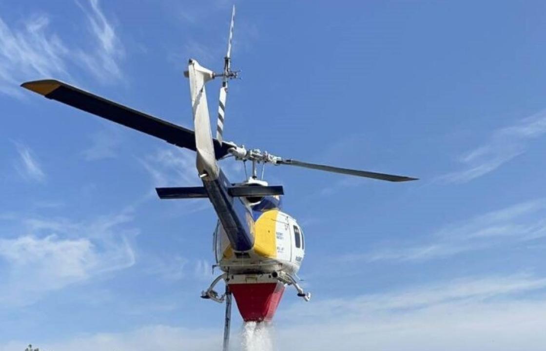 Προληπτικές ρίψεις νερού πραγματοποίησε το ελικόπτερο που βρίσκεται στην Κω - Καμία ανησυχία