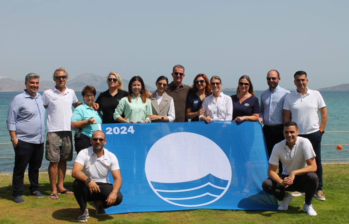 Το Neptune Luxury Resort Βραβεύεται με το Πιστοποιητικό Παραλίας Blue Flag για 22 Συνεχόμενα Έτη