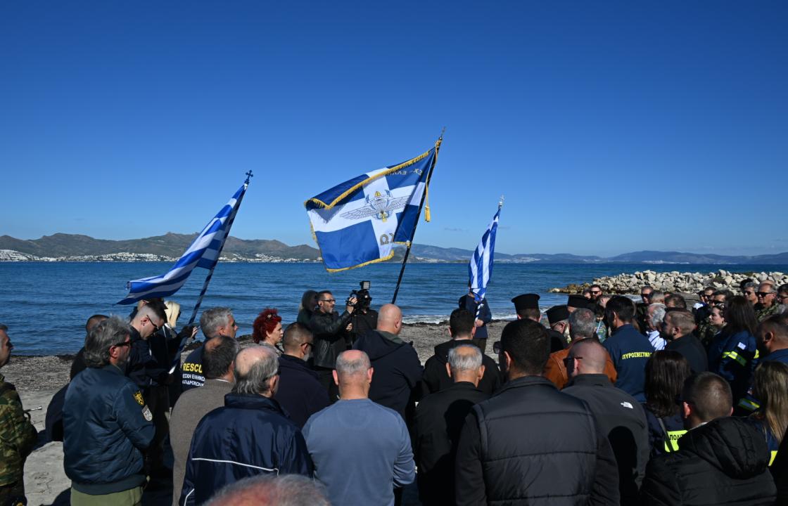 Οι Κώοι τίμησαν τους Ήρωες των Ιμίων - Η επιμνημόσυνη δέηση στην Λάμπη για τους Χριστόδουλο Καραθανάση, Παναγιώτη Βλαχάκο και Έκτορα Γιαλοψό